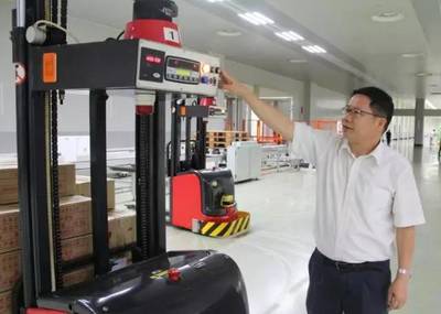 创新驱动发展 广东中烟广州卷烟厂双喜改善工作室的科技引擎与网络技术服务